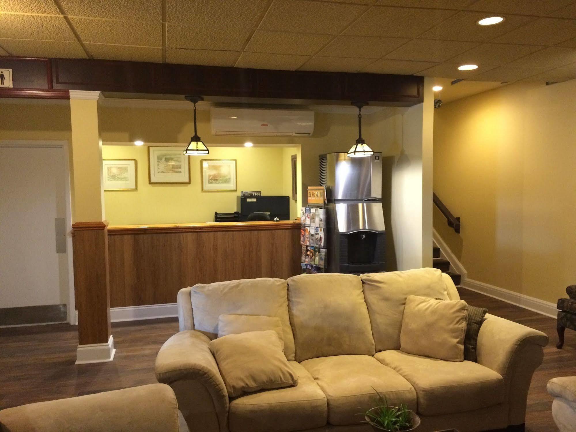Hotel Cowansville Luaran gambar
